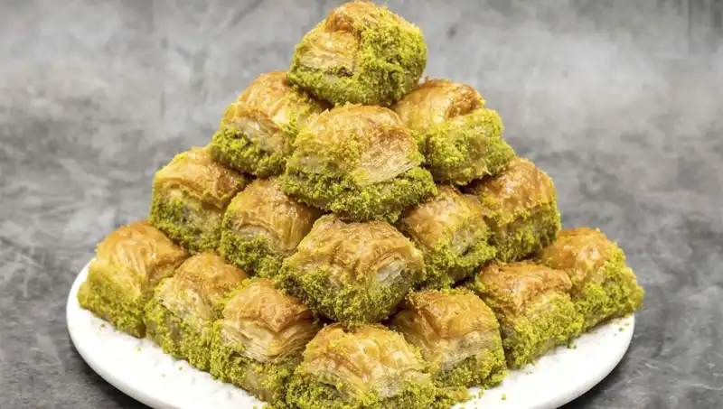Baklavadan Bakteri Firmasına Uyarı: Ölüm Tehlikesi Var!
