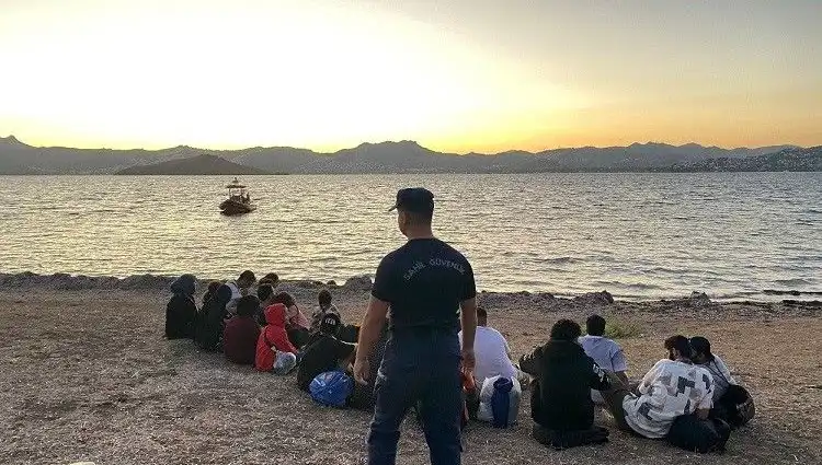 Bodrum'da 20 Düzensiz Göçmen Yakalandı: Türkiye'de Yeni Gelişmeler