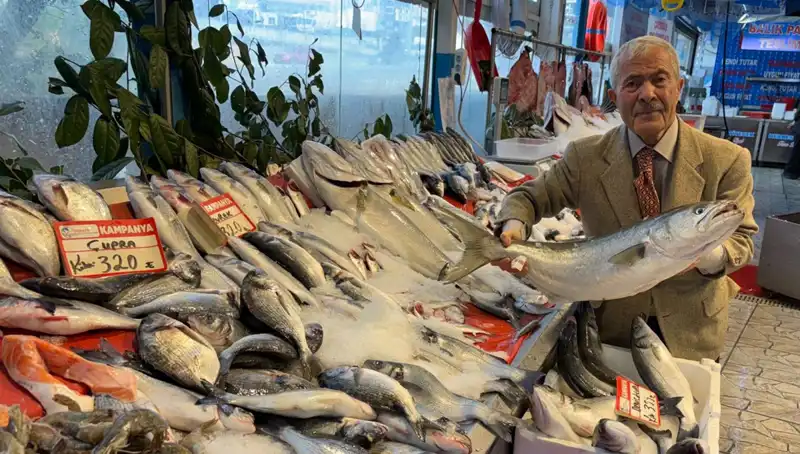 Ramazan'da Tezgahlara Yansıyan Bereket: Balık Fiyatları Düşüşte!