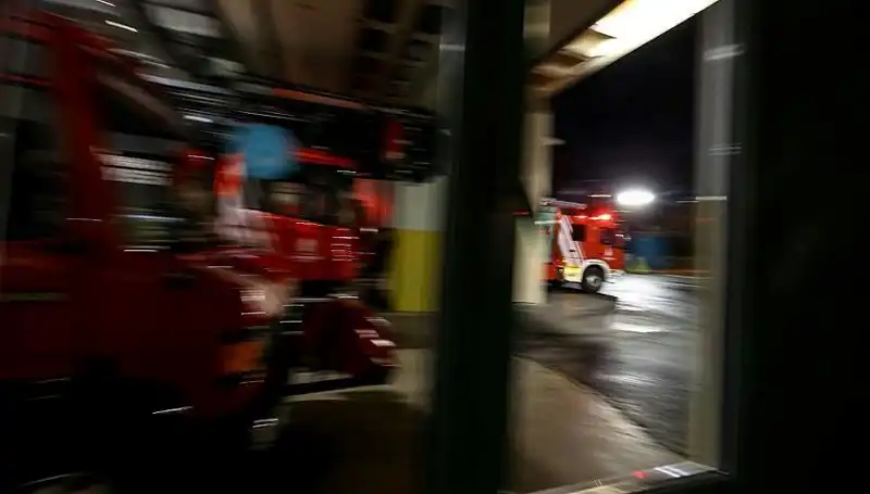 Konya'da İş Yeri Yangınında Dört Kişi Dumandan Etkilendi