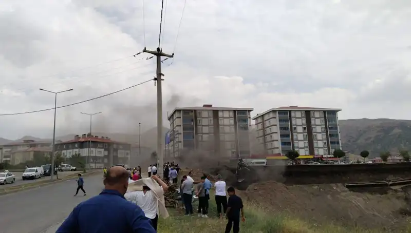 Bitlis'te Doğalgaz Hattında Şok Patlama: Can ve Mal Kaybı Olmadı