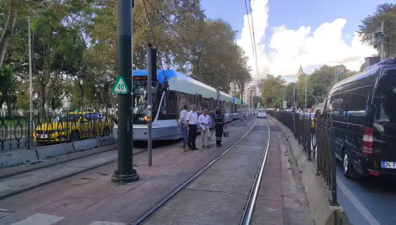 Beyoğlu'nda Tramvayın Yayaya Çarpması: Olayın Ayrıntıları ve Sonrası