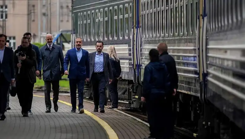 Dışişleri Bakanı Fidan’ın Ukrayna Ziyareti: Yeni Dönem Başlıyor Mu?