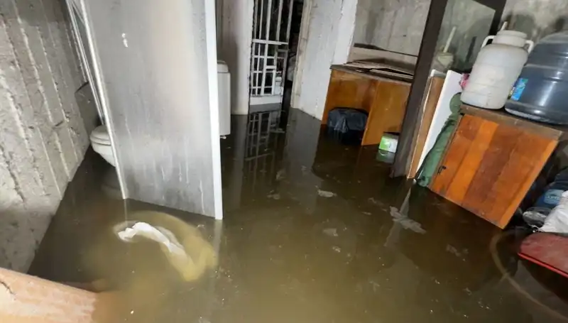 Avcılar'da Zamanla Yarış: Su Baskını Hayatı Olumsuz Etkiledi