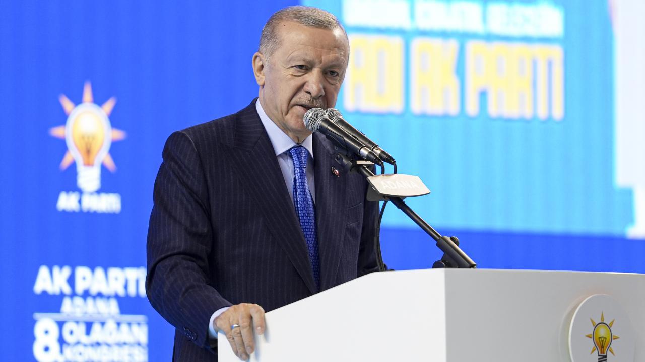 Erdoğan'dan Özel'e: Esenyurt ve Beşiktaş'tan haberin yoksa sen bu işi bırak