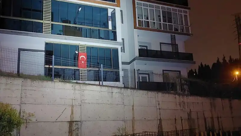 Sakarya'da 4 Katlı Apartmanda Şok Tahliye: Neler Oluyor?