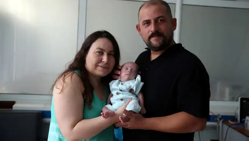 800 Gram Doğdu, 4 Ay Süren Yaşam Mücadelesiyle 5 Aylık Oldu