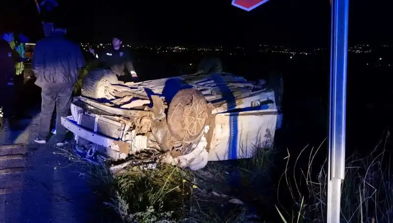 Otomobil Şarampole Devrildi: Talihsiz Kaza Hayatları Kararttı