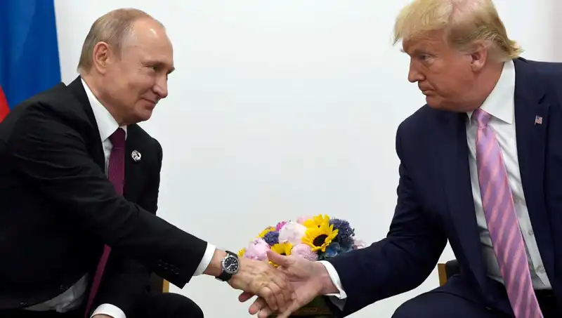 Putin ve Trump'tan Kritik Telefon Görüşmesi: Jeopolitik İlişkilerde Yeni Dönem mi?
