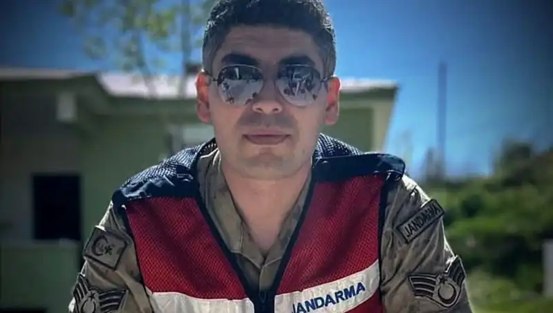 Kadir Astsubayın Acı Sonu: Halı Saha Maçında Yaşamını Kaybetti