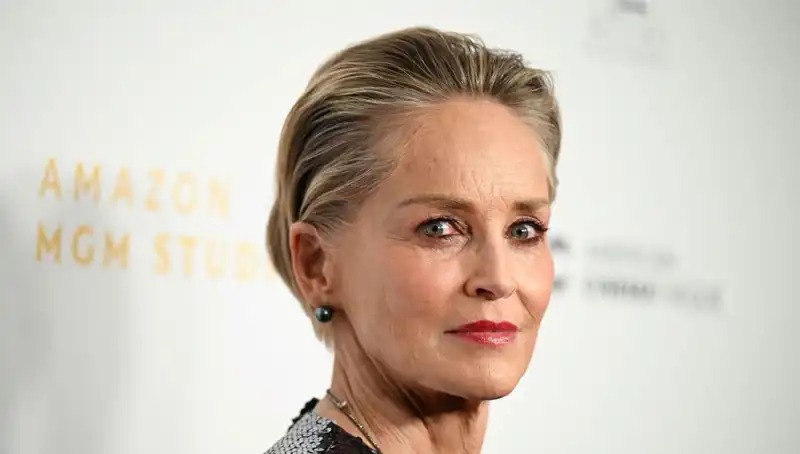 Sharon Stone'dan Yürek Yakan Açıklama: Annesini Kaybetti
