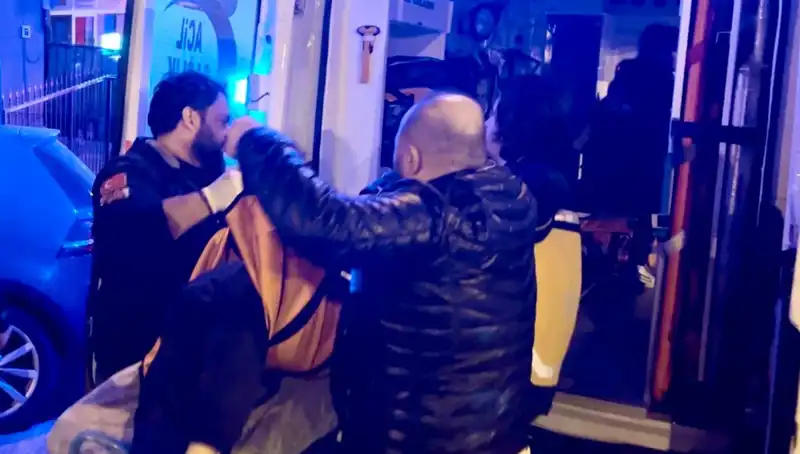 Tartışma Korkunç Bir Şekilde Sonuçlandı: Baba Oğul Arasında Silahlı Çatışma