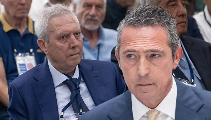 Aziz Yıldırım Fenerbahçe Divan Kurulu'nda Sıcak Gelişmelere İmza Attı