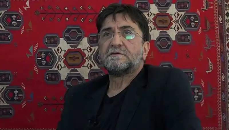Gazeteci Nihat Genç Hayatını Kaybetti: Medya Dünyasında Büyük Bir Kaybın Ardından