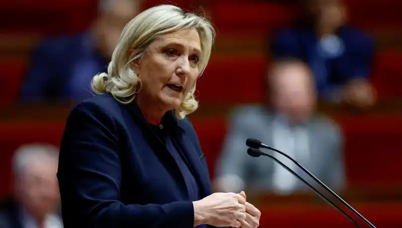 Le Pen'in Geleceği Tehlikede: Suçlu Bulunursa Aday Olamayacak mı?