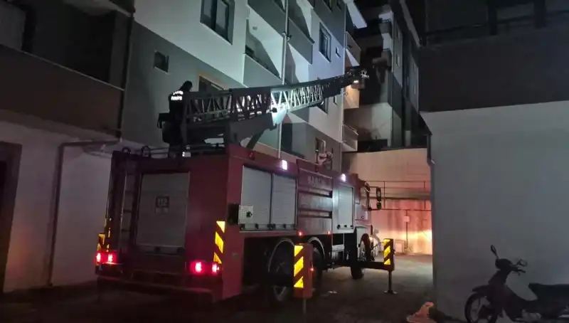 Uyuyakalan Çocuk, Mahallenin Huzurunu Bozdu: Şaşkınlıkla Karşılandı