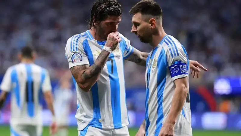 Rodrigo de Paul, Messi'nin Yanına Yine Gitti: Bu Buluşma Ne Anlama Geliyor?