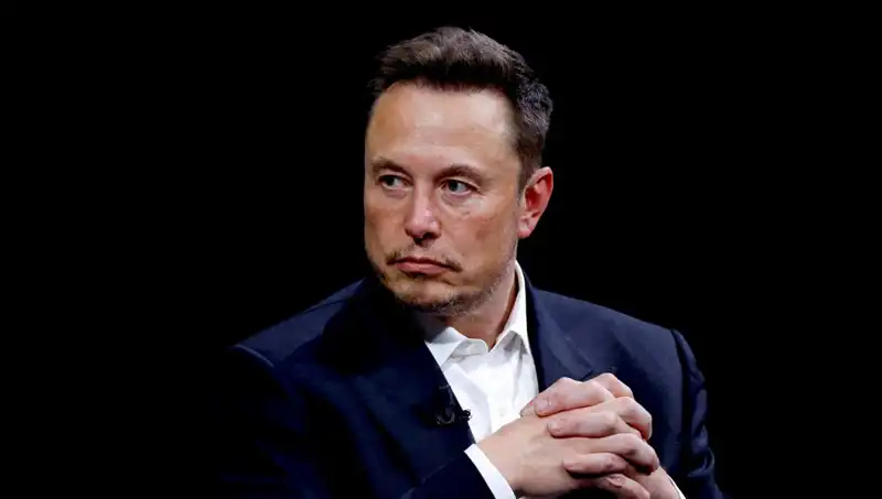 Musk'ın Keşfi: Robot Cerrahlarının Geleceği Hakkında Neler Söyledi?