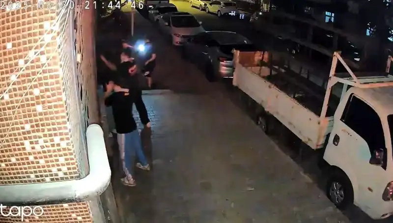 Abinin Selamı Var Dedi, Etek Giydirilip Darp Edilen Gençlerin Dramı