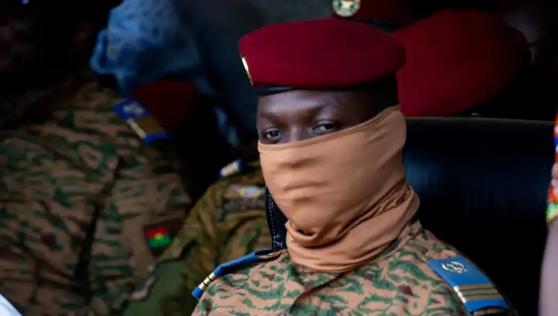 Burkina Faso’daki Askeri Yönetim: Darbe Girişimi Engellendi, Ülke Güvende mi?