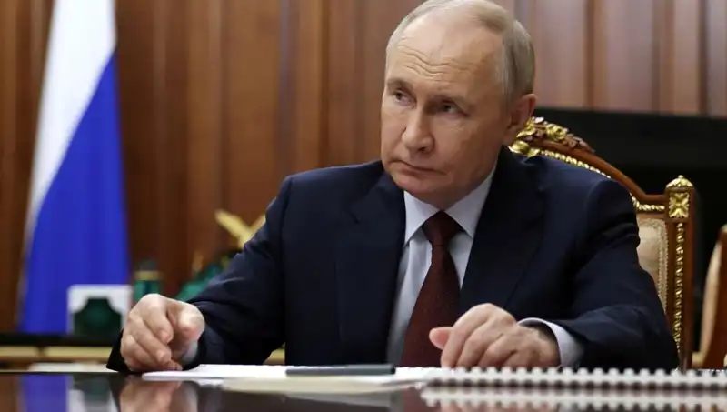 Rusya'nın Dijital Gulag'ı: Putin'in Cihaz İzleme Planı