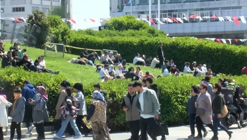 Taksim'de Deprem: Şehirdeki Etkileri ve Uzmanların Görüşleri