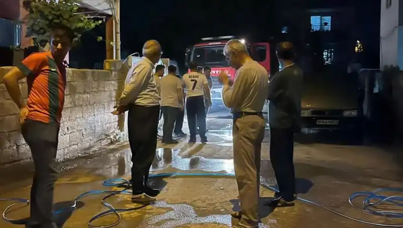 Park Halindeki Araç Neden Alev Aldı? Detaylarıyla Olayın Perde Arkası