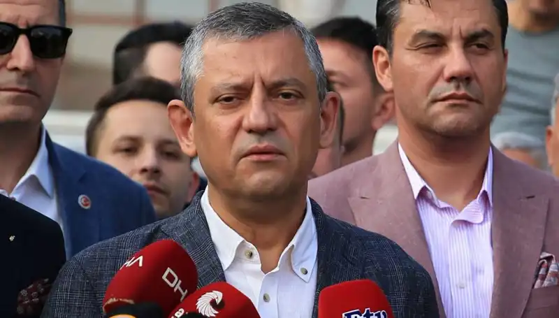Türkiye’nin Geleceği Sandıkta Gizli: Özgür Özel Uyardı