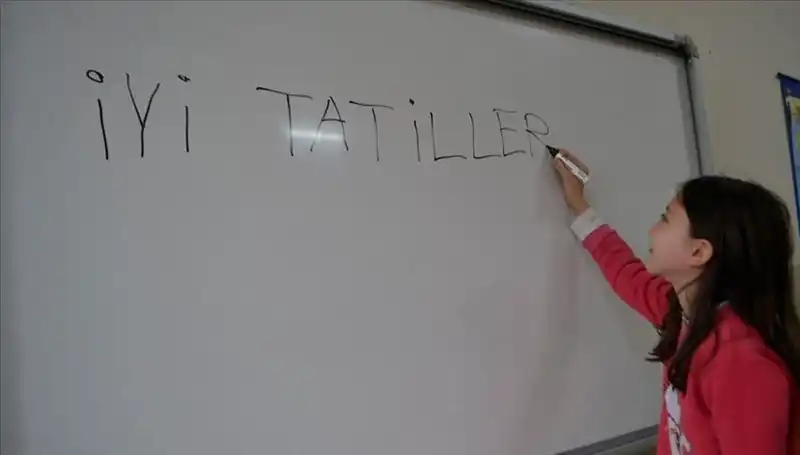 Türkiye Geneli 20 Milyon Öğrenci İçin Son Ders Zili Çalıyor
