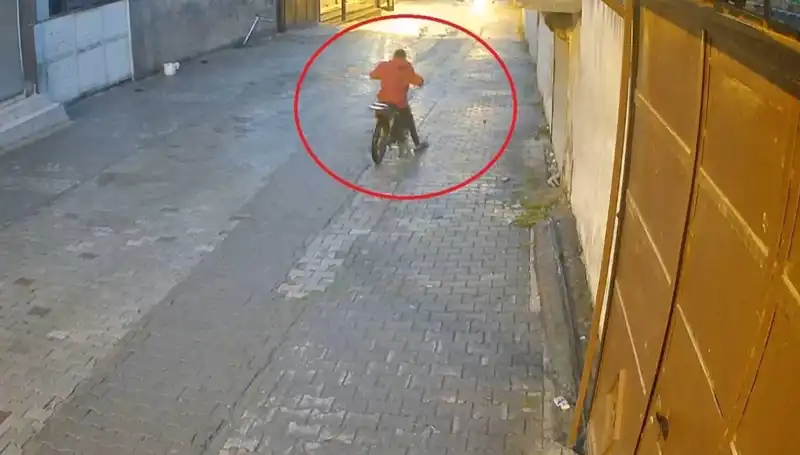 Hırsızlıkta Şaşırtan Sonuç: Arızalanan Motosikletle Kaçmaya Çalıştı