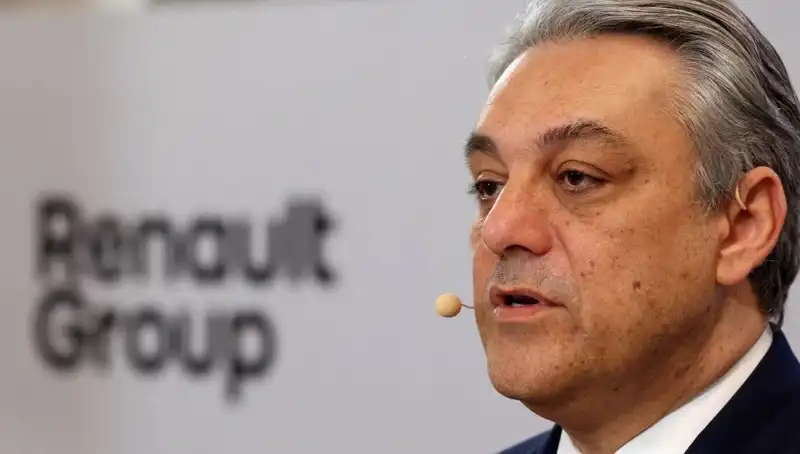 Renault'ta Şok İstifa: Üst Düzey Yönetici Görevini Bıraktı