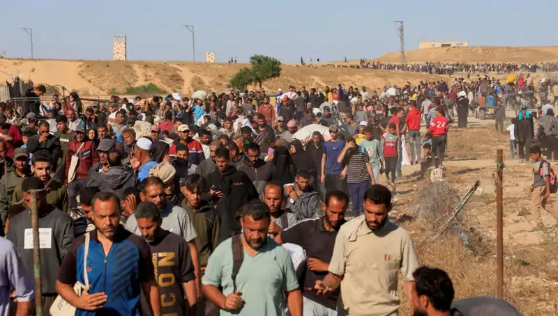 Gazze'de İnsani Yardım Bekleyenlere Ateş Açıldı: 15 Filistinli Hayatını Kaybetti
