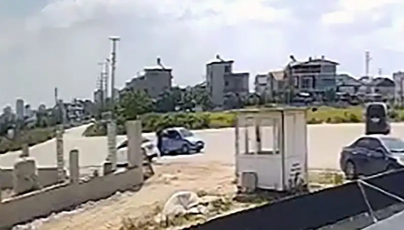 Park Halindeki Otomobillerden 450 Bin Lira Çalan Çete Çökertildi