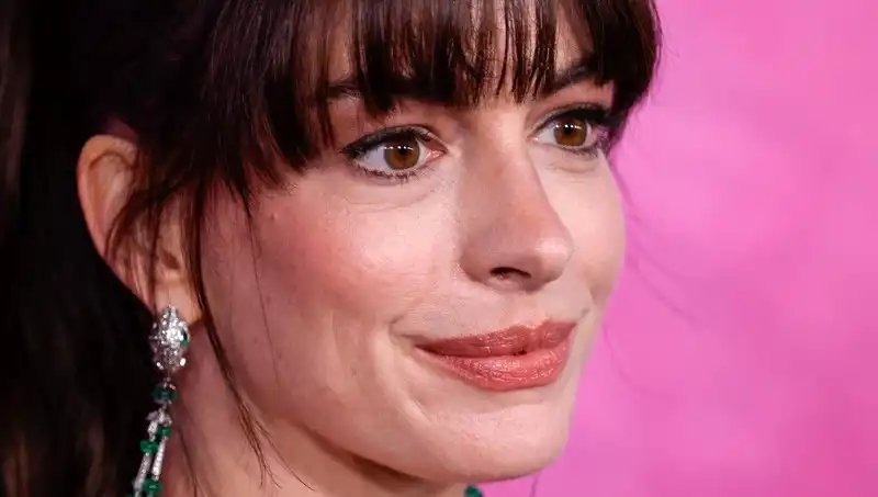 Hollywood'un Şok Edici Estetik Trendi: Ölü İnsan Derisi Enjeksiyonu