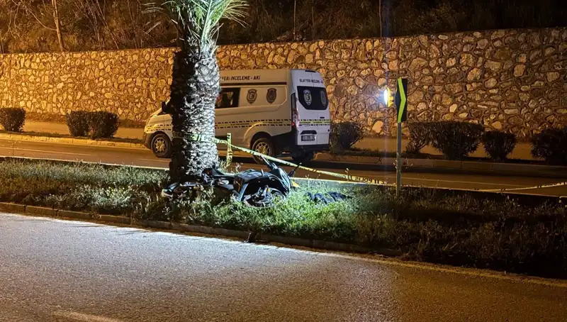 Tıp Fakültesi Öğrencisi Motosiklet Kazasında Hayatını Kaybetti: Genç Hayaller Yok Oldu